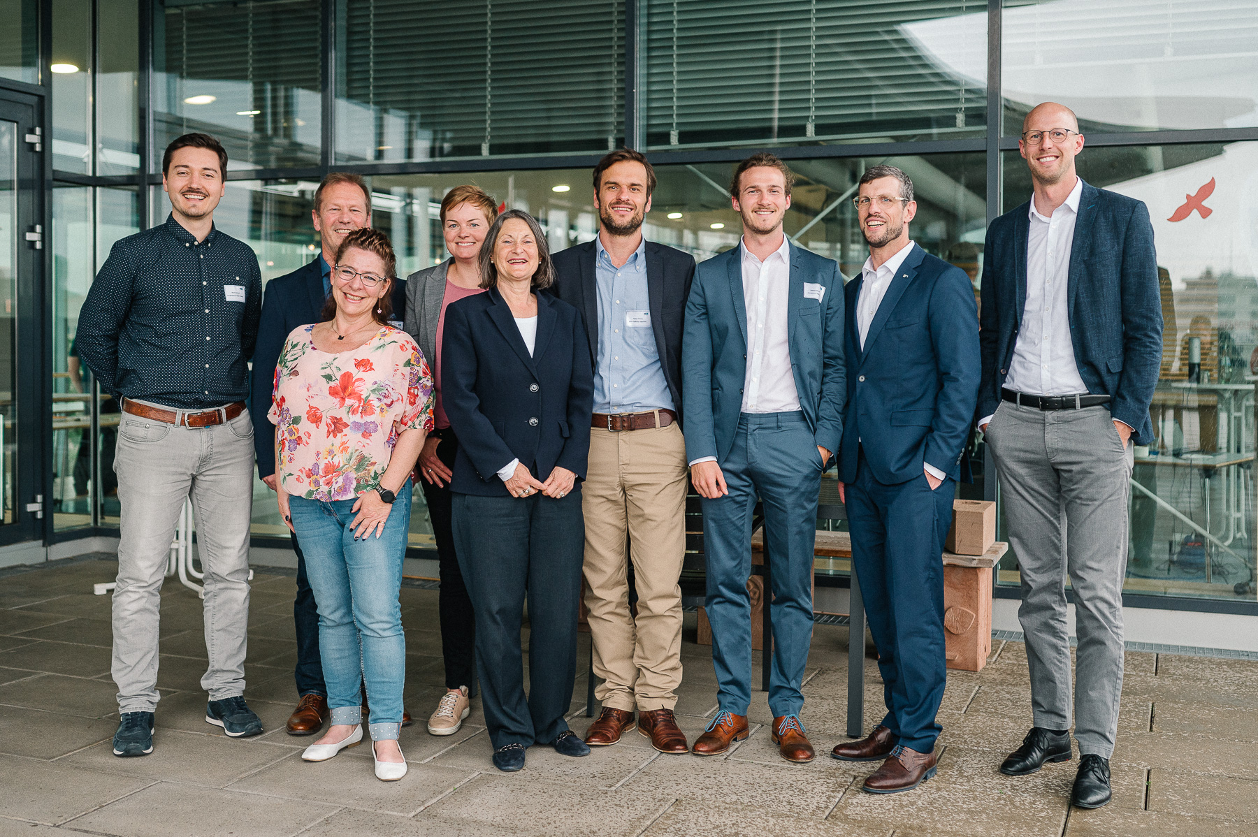 Auf dem Pressefoto sehen Sie Vertreter des Trägerkonsortiums der neuen Kompetenzstelle Ressourceneffizienz (KEFF+) Südlicher Oberrhein.